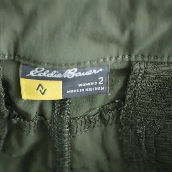 Eddie Bauer Convertible Pants - Picture 13 of 13